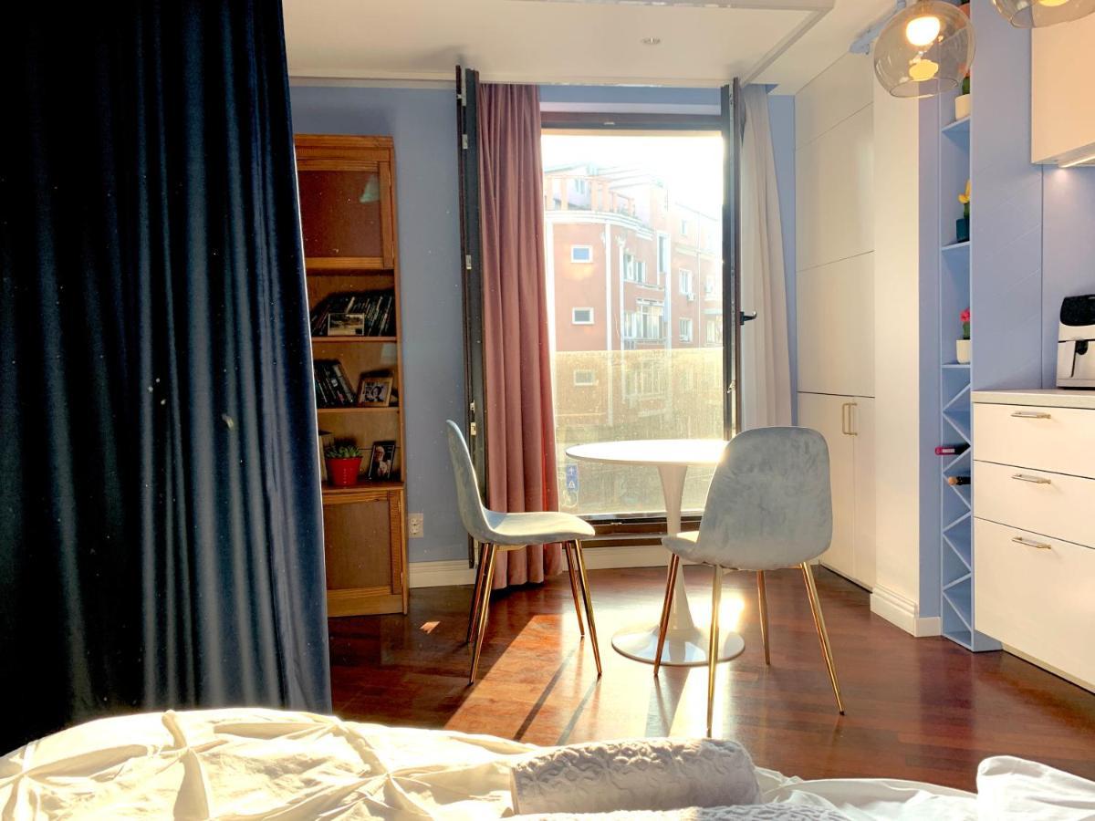 Downtown Italian Studio บูคาเรสต์ ภายนอก รูปภาพ