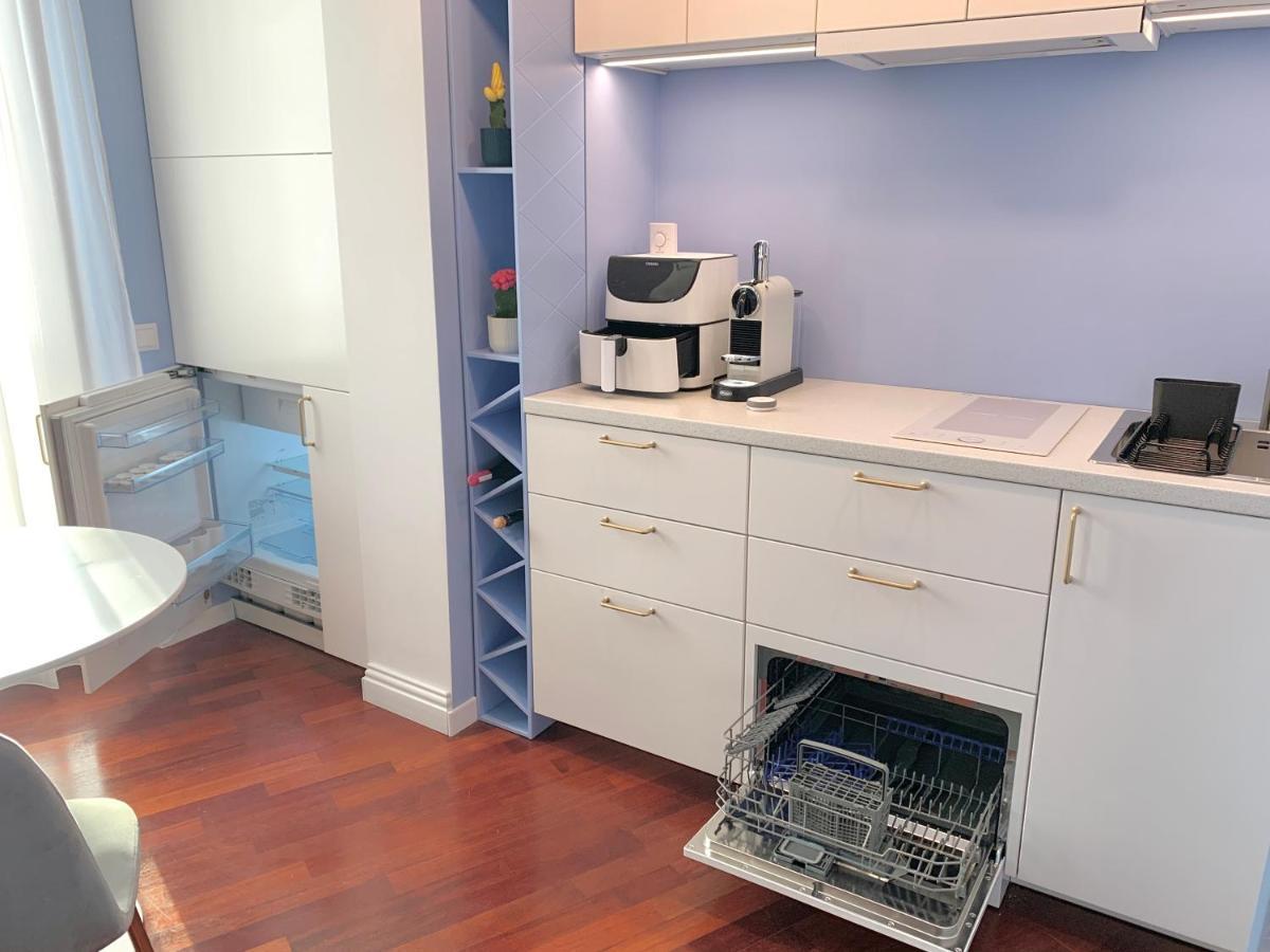 Downtown Italian Studio บูคาเรสต์ ภายนอก รูปภาพ