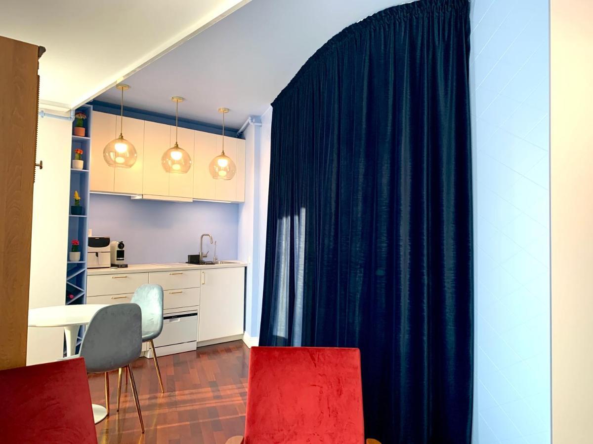 Downtown Italian Studio บูคาเรสต์ ภายนอก รูปภาพ